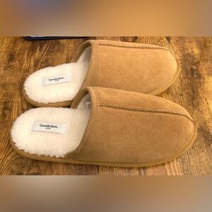 Men's Goodfellow & Co Alex Genuine Suede Scuff Slippers Size Medium (9-10)